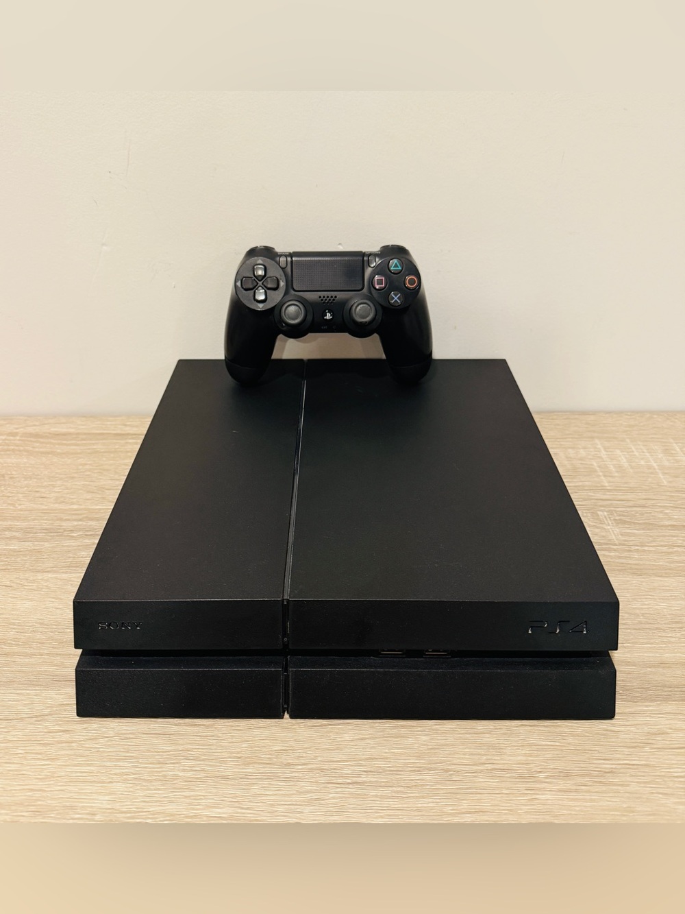 Sony PlayStation 4 PS4 500GB Console (CUH-1215A) - Black - LOW FIRMWARE 7.50